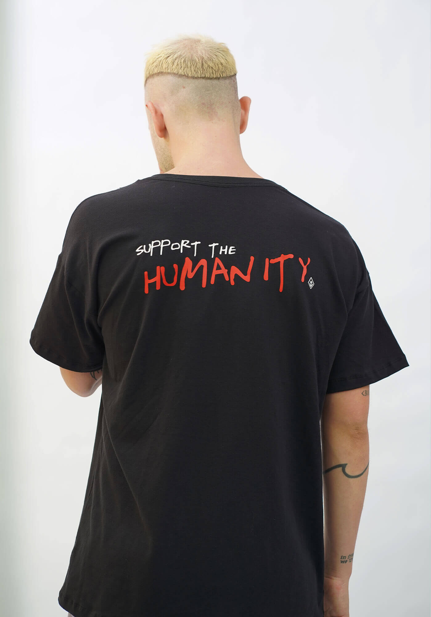 T-Shirt Support Humanity